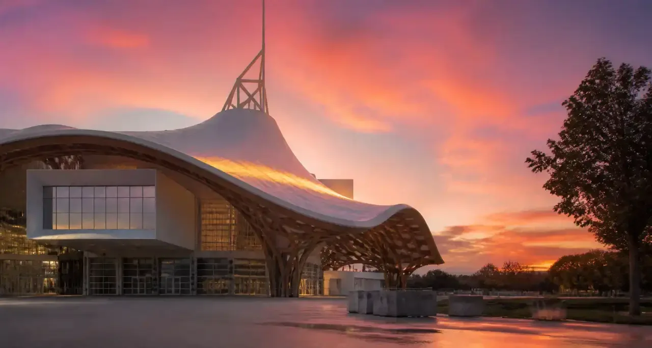 Le Centre Pompidou-Metz au coucher du soleil