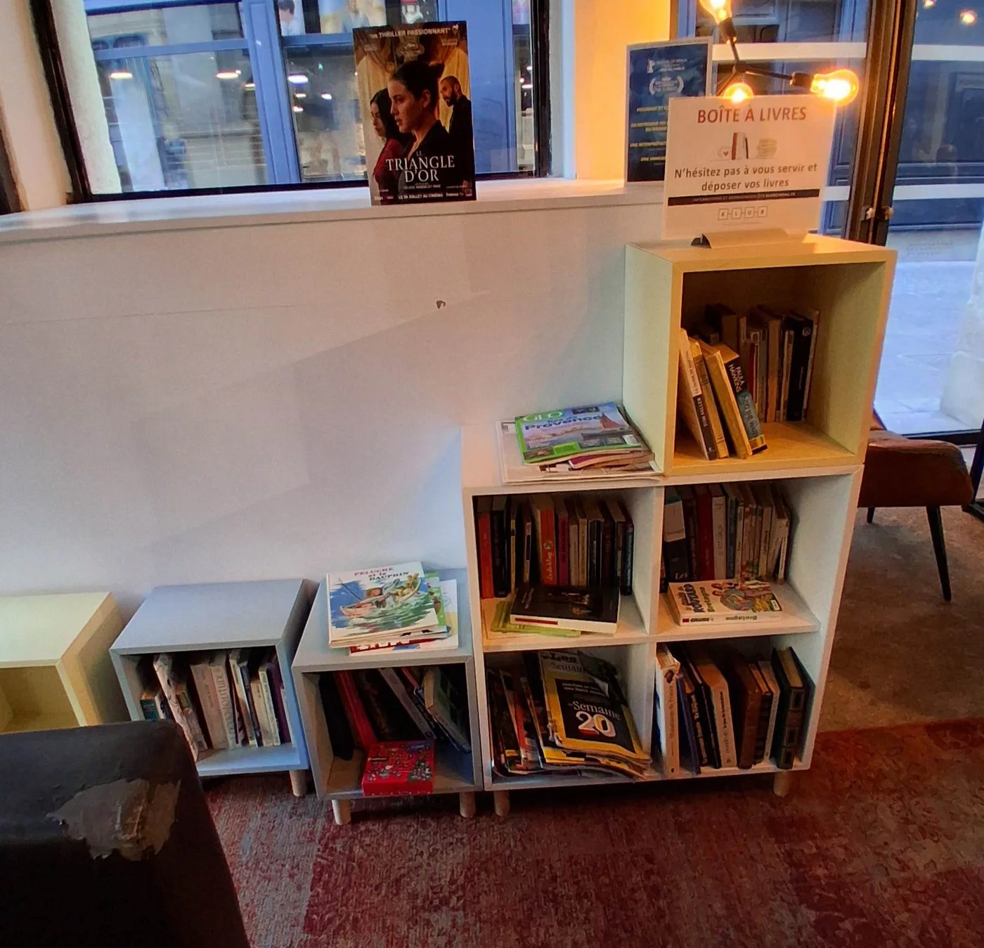 Boîte à livres au cinéma Le Klub à Metz
