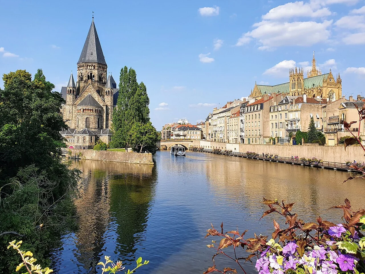 Moselle et Temple Neuf vus depuis le Moyen-Pont