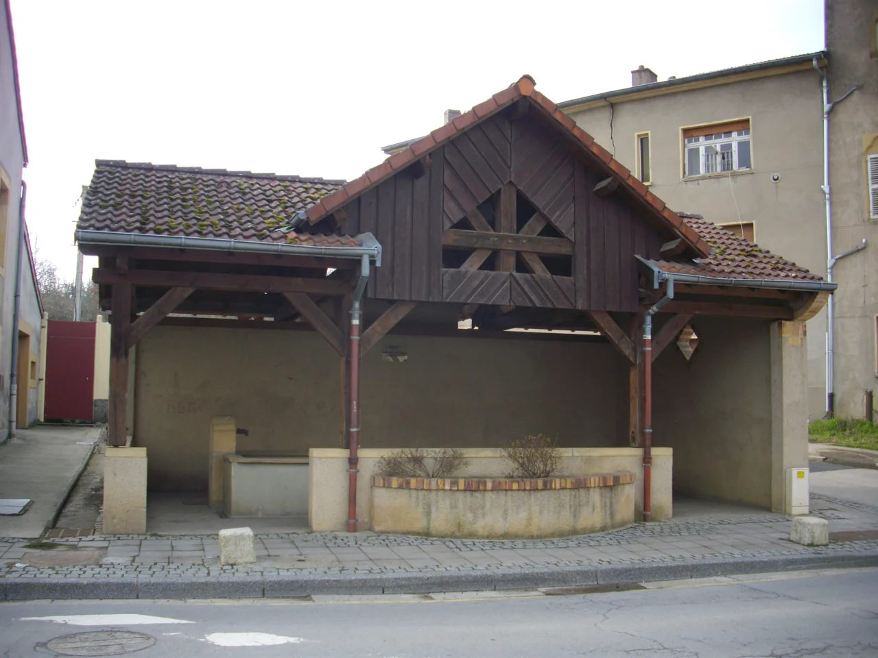 Le lavoir de Woippy, dans le village à découvrir en complément du parc du Pâtis